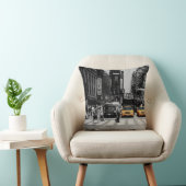 黒く及び白いニューヨークのクッションのタクシーの黄色 クッション (椅子)