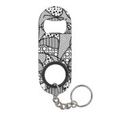 黒く及び白いパターンパッチワーク04 キーホルダー栓抜き (裏面)