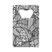 黒く及び白いパターンパッチワーク04 クレジットカード栓抜き (裏面)