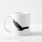 黒く及び白い着陸のワシ コーヒーマグカップ (左)