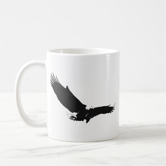 黒く及び白い着陸のワシ コーヒーマグカップ (左)