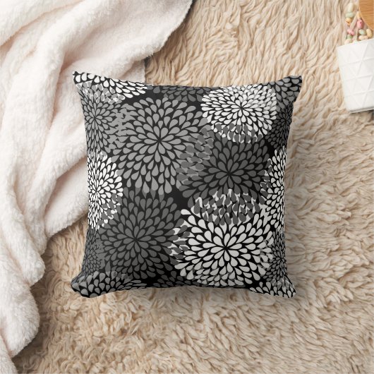 黒く及び白い花の枕-菊 クッション (ブランケット)
