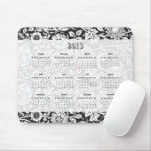 黒く及び白い花柄の2013年のマウスパッドのカレンダー マウスパッド (マウス)
