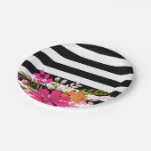 黒く及び白くストライプのな民間伝承によっては|の明るい赤紫色が開花します ペーパープレート (アングル)