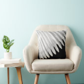 黒く及び白く写実的な葉 クッション (椅子)