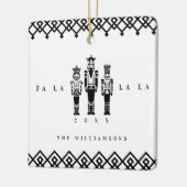 黒く及び白く粋なくるみ割りの写真のクリスマス セラミックオーナメント (左)