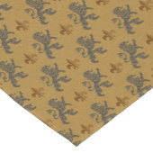 黒く手がつけられない中世ライオンのフルーア ショートテーブルランナー (コーナー)