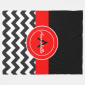 黒く赤いシェブロン フリースブランケット (正面(横))