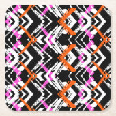 黒く、オレンジ、およびピンクの手描きの矢パターン スクエアペーパーコースター (正面)