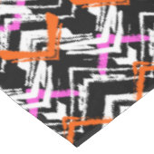 黒く、オレンジ、およびピンクの手描きの矢パターン テーブルクロス (アングル)