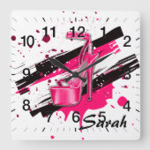 黒く、ピンク及び白熱のハイヒール スクエア壁時計 (正面)