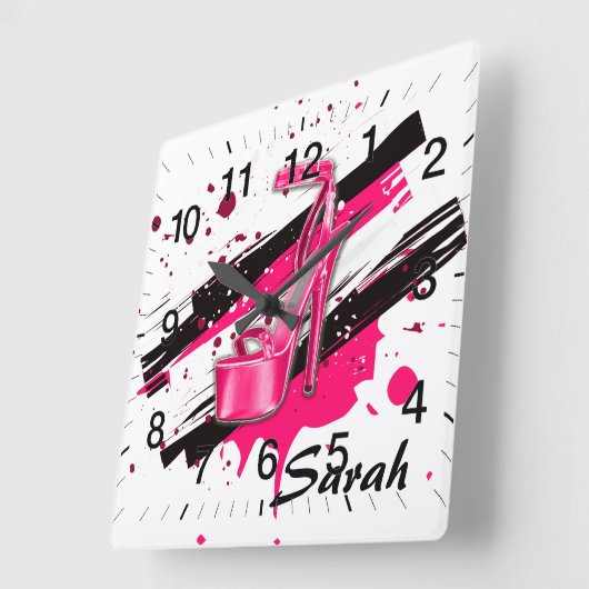 黒く、ピンク及び白熱のハイヒール スクエア壁時計 (傾斜)