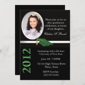 黒く、白い、及び緑の卒業のパーティの招待状 招待状 (正面/裏面)