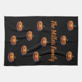 黒とオレンジのカボチャのハロウィンパーソナライズされた キッチンタオル (横)
