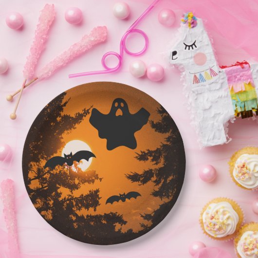 黒とオレンジの不気味ハロウィーンの夜景 ペーパープレート (パーティー)