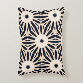 黒とクリームの先見性の渦アクセント枕 アクセントクッション (正面(垂直))