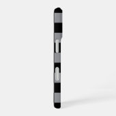 黒とグレーのチェック柄プリント iPhone 16ケース (右側面)