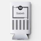 黒とグレーの追加イニシャル名ストライプ名 スリム缶クーラー (裏面)