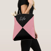 黒とコーラルピンクの抽象芸術三角形トートバッグ トートバッグ (クローズアップ)