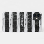 黒とストライプ灰色の泥沼のある Case-Mate iPhoneケース (裏面(横))