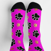 黒とタンの犬の足はピンク色をプリント ソックス (上部)