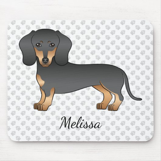 黒とタンの短い髪ダックスシュントかわいい犬と名前 マウスパッド (正面)