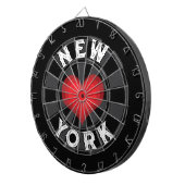 黒とチャコールの赤いハートに白文字でNEW YORK ダーツボード (正面右)