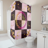黒とピンクのグラフィックアート、神秘的なチェッカーボード シャワーカーテン (インサイチュ)