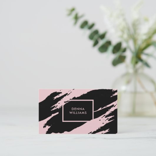 黒とピンクの汚れたブラシストローク 名刺 (スタンド正面)