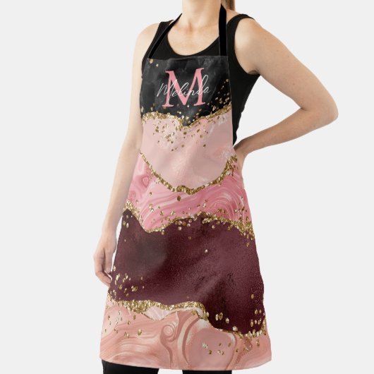 黒とピンクの続編が重なり合う エプロン (インサイチュ)