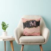 黒とピンクの続編が重なり合う クッション (椅子)