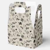 黒とベージュの手描きタトゥーパターン フェイバーボックス (オープン)