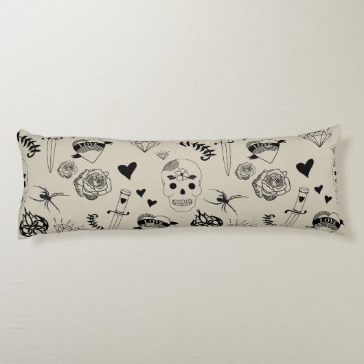 黒とベージュの手描きタトゥーパターン ボディピロー (裏面)