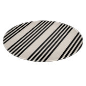 黒とベージュの5つのストライプパターン カッティングボード (角)