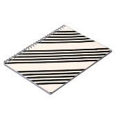 黒とベージュの5つのストライプパターン ノートブック (左側)