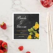 黒とマリゴールドの黄色いバラ結婚の花 スタンダードカクテルナプキン (インサイチュ)