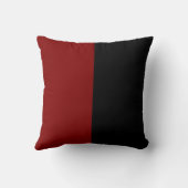 黒とマルーンの分割色。 クッション (裏面)