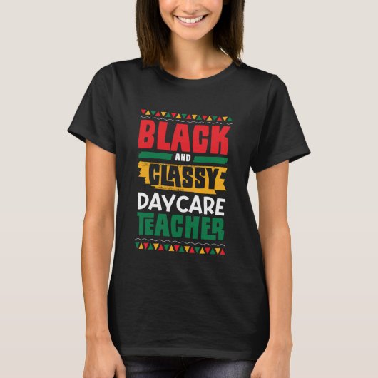 黒と上品なデイケア先生ブラックヒストリーモン Tシャツ (正面)