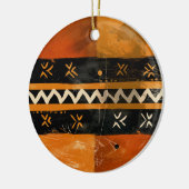 黒と地の色調の部族モチーフ セラミックオーナメント (左)