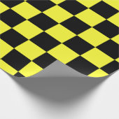 黒と濃い黄色のチェッカーボードパターン ラッピングペーパー (角)