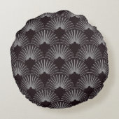 黒と灰色のアートデコパターン ラウンドクッション (裏面)