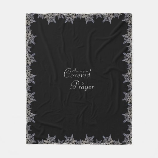 黒と灰色の祈りの言葉結晶スノーフレーク フリースブランケット (正面)