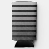 黒と灰色の迷彩質感のある線のストライプ スリム缶クーラー (裏面)
