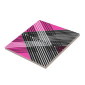 黒と白と灰色の絡ストライプみ合った文字 タイル (側面)