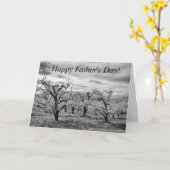 黒と白のさくらんぼの木と父の日カード カード (黄色い花)