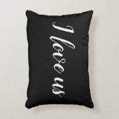 黒と白のアクセント枕の「私は私たちを愛している」 アクセントクッション (正面(垂直))