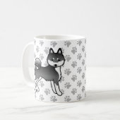 黒と白のアラスカン・クリー・カイ かわいい犬と足 コーヒーマグカップ (正面左)