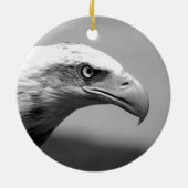 黒と白のイーグルアイ セラミックオーナメント (裏面)