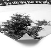 黒と白のエッフェルタワー下 ポスター (角)