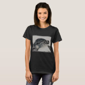 黒と白のカメ Tシャツ (正面フル)